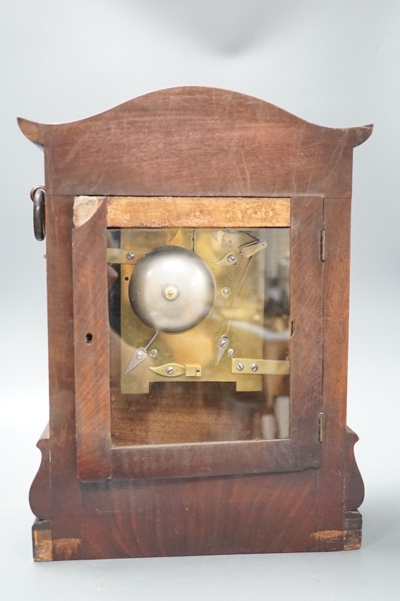 A William IV mahogany-cased bracket clock with bracket, height 42cm excl. bracket